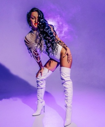 Проститутка Лира